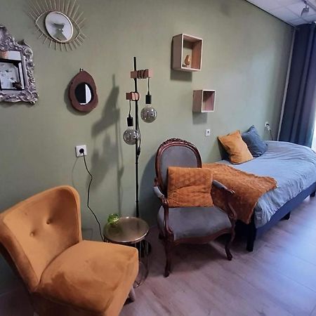 Gastenverblijf Nummer 1 Sommelsdijk Extérieur photo